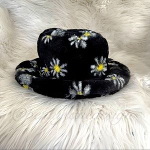 Daisy Flower Faux Fur Bucket Hat Black Plush NWT